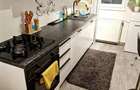 Apartament cu 3 camere semidecomandat în Central - 11