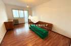 Apartament cu 3 camere decomandat în Titulescu - 10