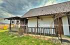 Casa de vacanta Surduc -Langa lac- 3 camere - 400 mp teren - CF- Utilitati- 43.000 euro negociabil - 1