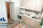 Apartament de vanzare cu 2 camere - zona Micro 16 - 5