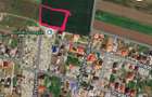 Vand teren intravilan 2500 de metri, Valu lui Traian pe partea dreapta - 6