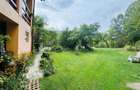 Casă individuală cu 10 camere cu Teren 6050 Mp în Vârfuri - 5