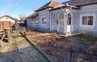 Casă cu 4 camere în Mârzănești - 1