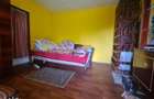 Casa cu 3 camere, curte mare ?i utilita?i - 9
