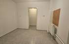 Apartament cu 3 camere decomandat în Aradului - 2