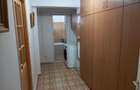 Inchiriez in Iasi ap. cu 3 camere ultracentral ,bucat. ,baie,balcon vis-a-vis de Pal.Culturii si de Moldova Mall ,la mezanin stare excelenta . - 4
