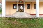 Casa cu 10 camere de vanzare pe str. Corneliu Coposu