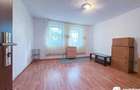 Casa in Secusigiu cu teren 1166 mp, fs.20 ml, 2 camere + anexe - 2
