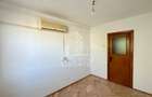 Apartament cu 3 camere si boxa, centrala proprie, Dacia