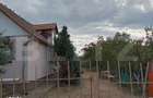 Casa cu 4 camere, 130 mp, teren de 798 mp, zona Iancuesti