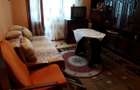 Ap. 3 camere Husi, zona Cina, descriere onesta, pret cinstit!