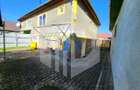 Casa in Avrig | 3 Dormitoare + Living si Bucatarie | Pivnita - 7