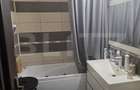 Apartament 3 camere, 68 mp, zona Micro 11