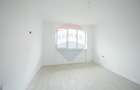 De vânzare apartament cu 2 camere, renovat, în zona Rogerius - 4