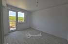 Liber, apartament 2 camere Bucium Visan, bloc intabulat, etaj intermed