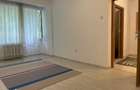 Chiar vizavi de City Park Mall, proprietar, 2 camere, cu contract ANAF - 12