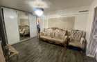 Apartament cu 3 camere semidecomandat în Central - 1
