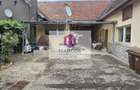 Vand casa 4 camere Moniom