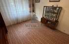 2 decomandate Brazda Scoala 23 parter cu balcon bilateral 52 mp 1981 - 1