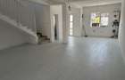 Direct proprietar vand duplex Mosnita Noua,cartier Europa,4 camere - 2
