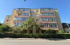Apartament cu 2 camere decomandat în Tractorul - 1