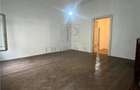 Apartament cu 2 camere decomandat în P-ța Unirii - 12
