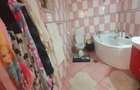 Casă cu Teren 220 Mp în Central - 2