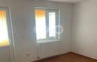 Casa / Vila cu 6 camere de vanzare Leontinesti - Bacau - 9