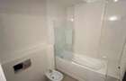 Apartament cu 4 camere decomandat în Mamaia - 10