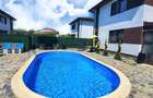 Casă cu 3 camere cu Teren 240 Mp în Bolintin-Deal - 2