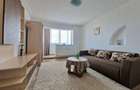 Apartament cu 3 camere semidecomandat în Circumvalațiunii - 1