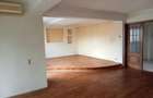 Casă cu 4 camere cu Teren 500 Mp în Bd. Coșbuc - 16