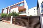 Casă cu 7 camere cu Teren 360 Mp în Sălăjan - 1