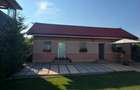 YSAIA IMOBILIARE - CASA DE VANZARE - TEREN 330 MP - ZONA LINISTITA - - 44