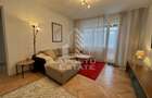 Apartament cu 3 camere semidecomandat în Central - 1