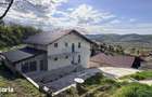 Casa noua, premium, cu panorama superba asupra ora?ului - 20