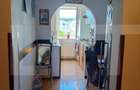 Apartament cu 3 camere decomandat în Simeria - 4