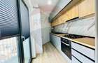 Apartament cu 3 camere decomandat în Universității - 8
