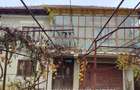 Casă cu 4 camere cu Teren 1730 Mp în Mihăești - 3