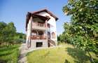 Casă / Vilă cu 8 camere de vânzare - 38