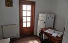 Vand apartament 2 camere in Comanesti - 2