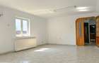 Apartament cu 3 camere semidecomandat în Blumăna - 4