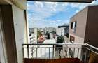 Apartament cu 2 camere decomandat în Calea Călărașilor - 13
