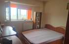 Apartament cu 3 camere semidecomandat în Păcii - 2