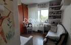 Vanzare apartament 3 camere, situat in Targu Jiu, strada Victoriei - 8