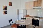 Apartament cu 2 camere decomandat în Tractorul - 4
