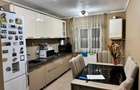 Apartament cu 3 camere de vanzare - 2
