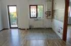Apartament cu 3 camere semidecomandat în Giroc - 1