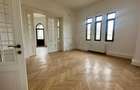 Apartament cu 4 camere decomandat în P-ța Unirii - 2