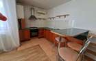 Apartament cu 3 camere, et: 2/3 la vila in Piata Cluj - 4